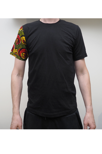 Finnikibu Ngobi-tshirt-one-sleeve